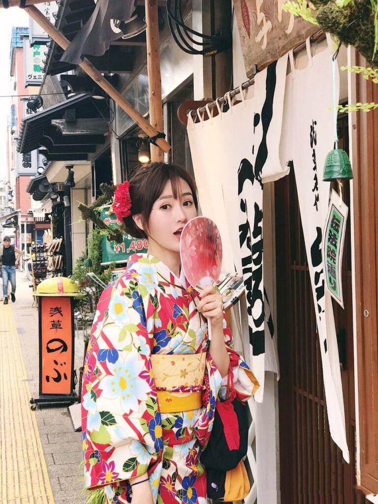 搪瓷缸里的茶香，建筑工地上的朴素生活美学